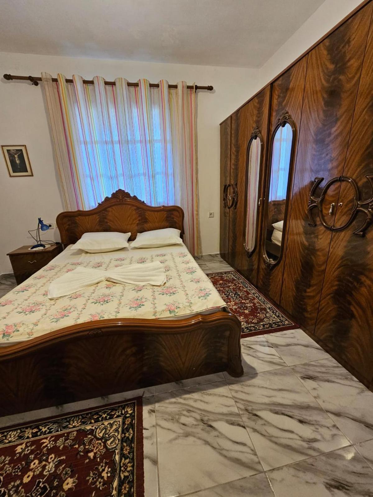Aira Villa Permet Luaran gambar